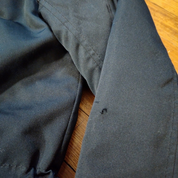 Black Abercrombie & Fitch jacket size medium faux fur lined Hood long and comfy - Picture 2 of 5